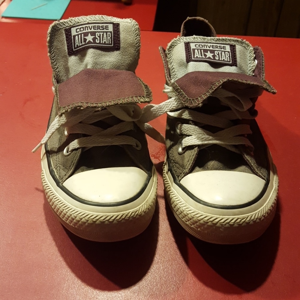 Converse all star woth told over tongue